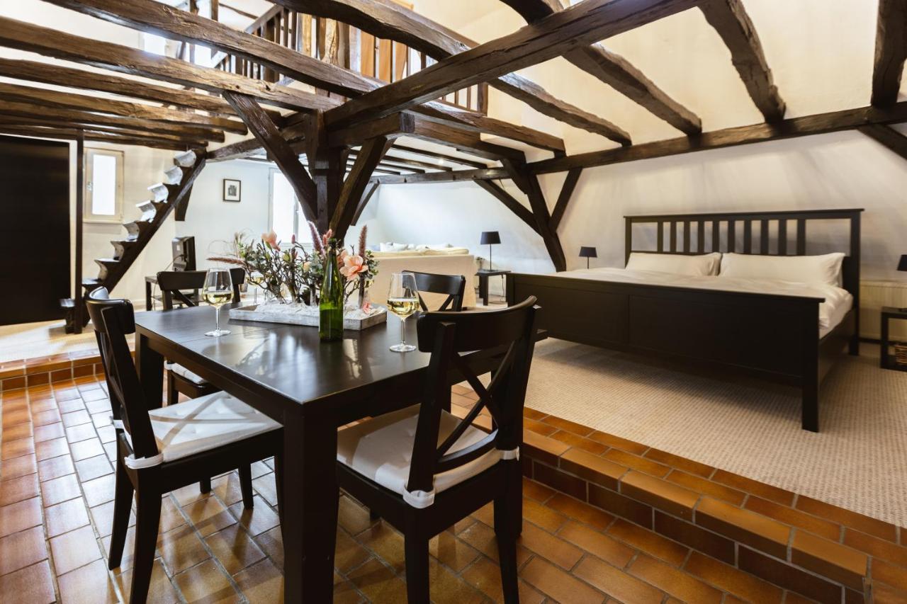 Zur Alten Weinkelter: Historic Timbered House with Bike Storage Ellenz-Poltersdorf Exterior photo